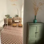 Escuelas De Pradoalegre Holiday home