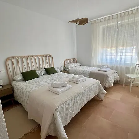 Escuelas De Pradoalegre Holiday home